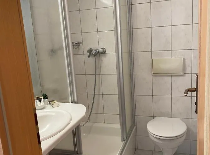 Bistro-zur-quelle 明登